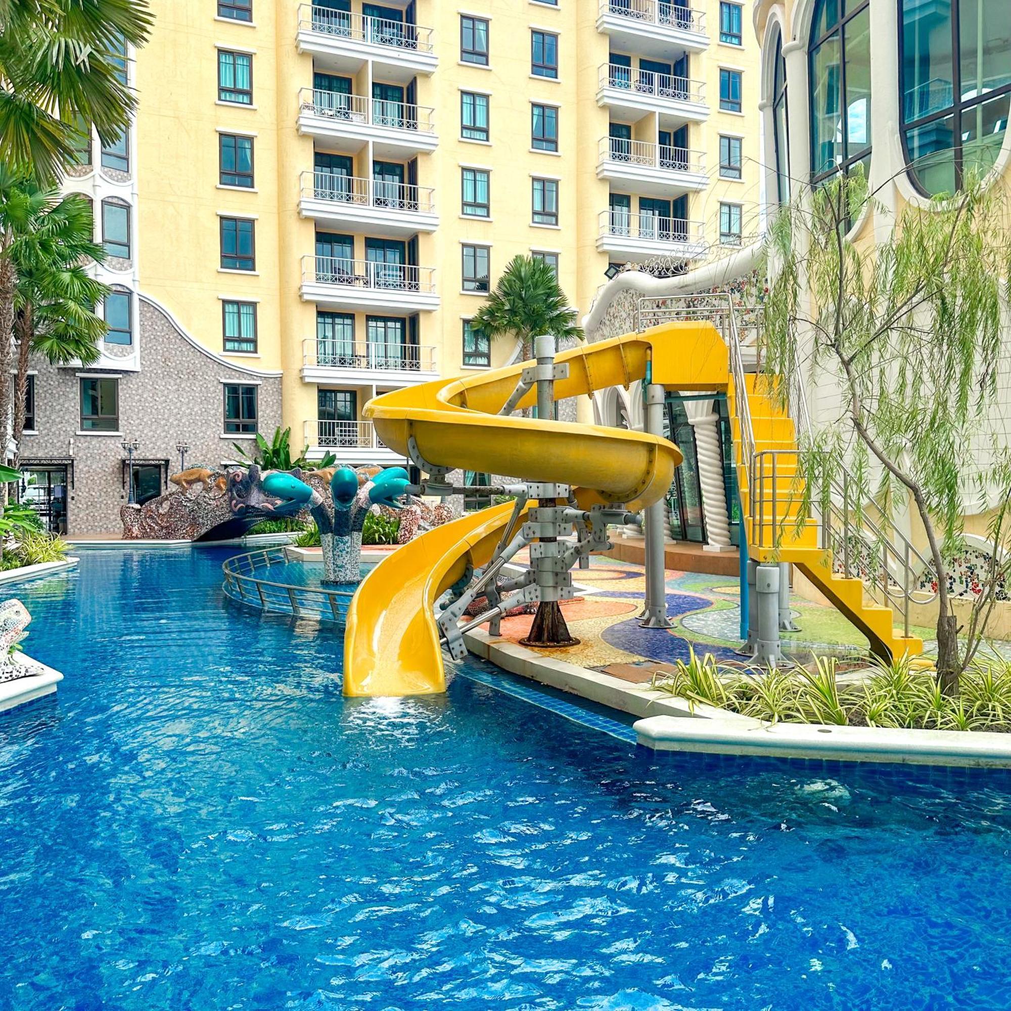 Espana Resort Jomtien Beach Pattaya Praia de Jomtien Exterior foto