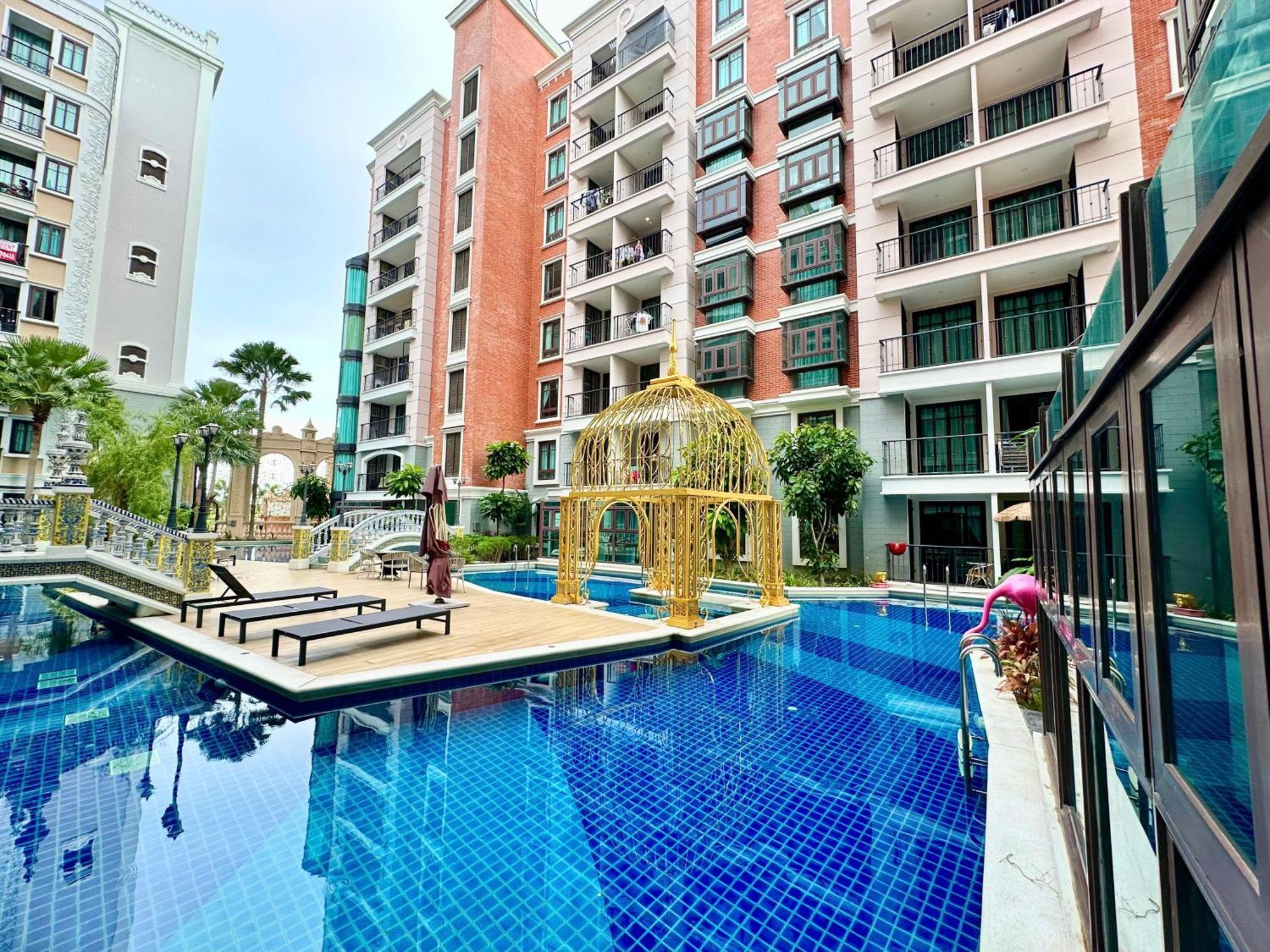 Espana Resort Jomtien Beach Pattaya Praia de Jomtien Exterior foto